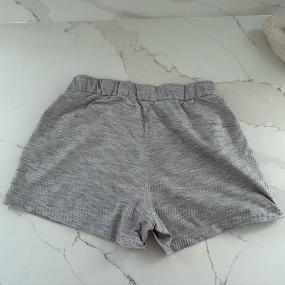 Lululemon Comfy Shorts, Warm, Loose Fitting, Clean girl - Picture 2 of 4
